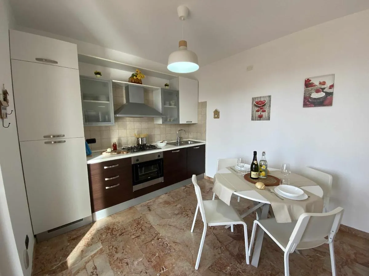 La Terrazza Baldo Garda Villa San Zeno di Montagna 0*,  İtalya
